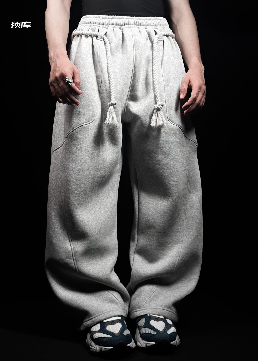 TOJI / CALÇA