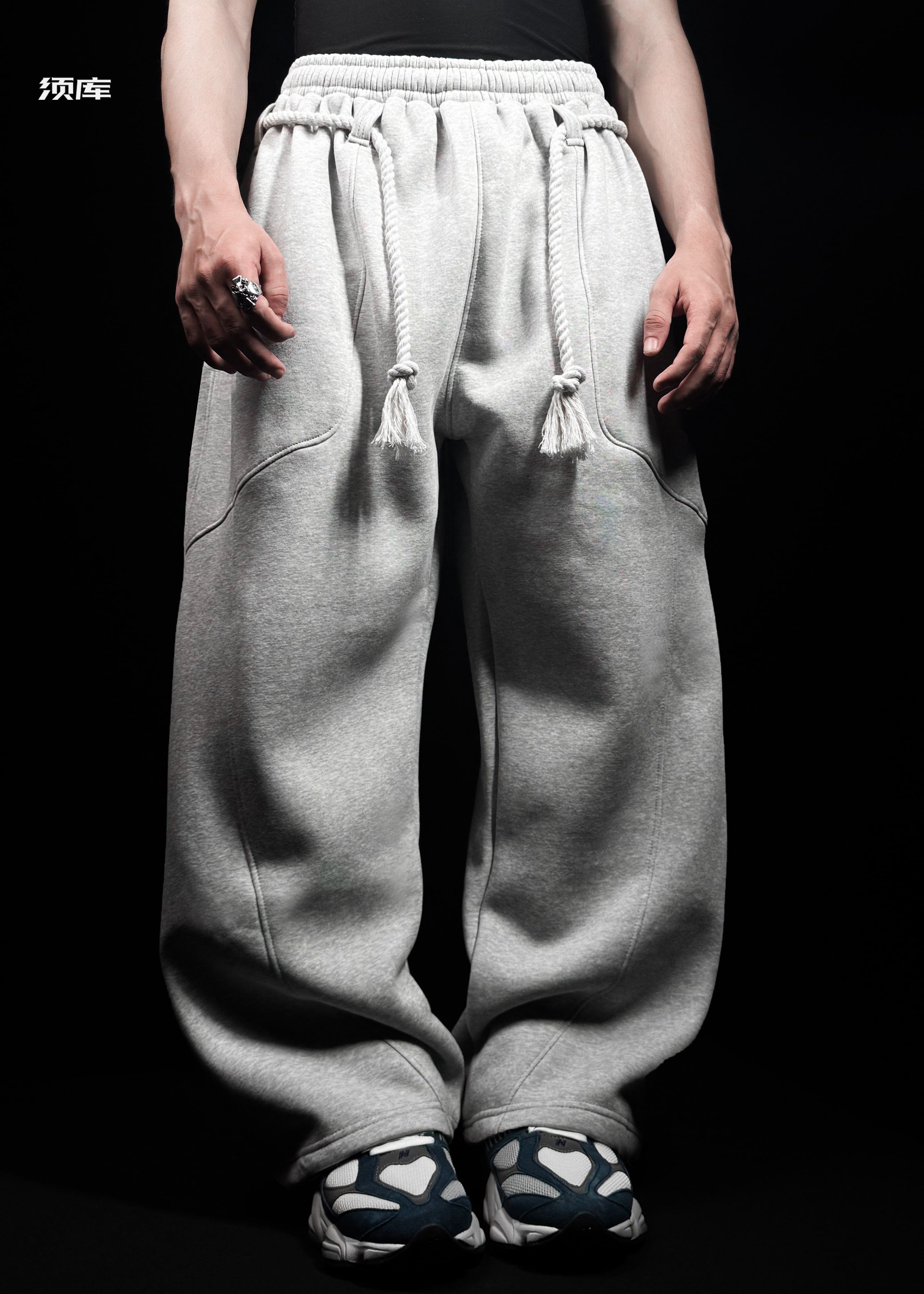 TOJI / CALÇA