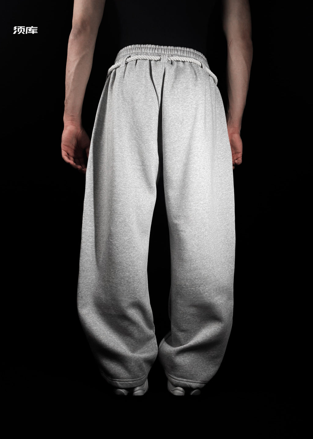 TOJI / CALÇA