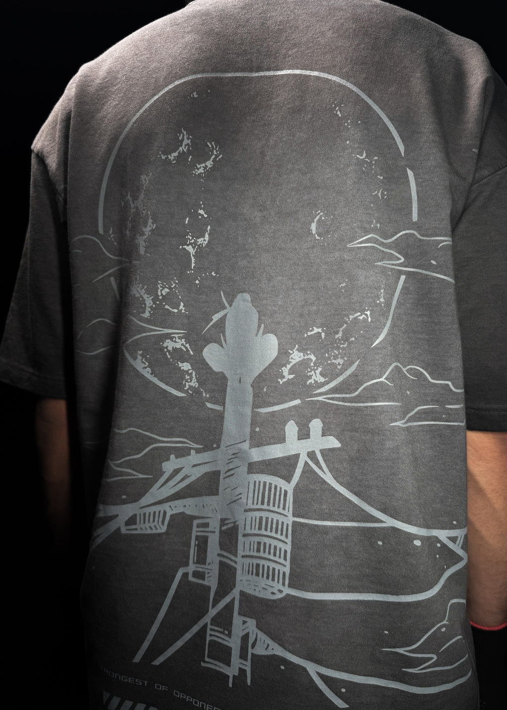 ITACHI / OVERSIZED