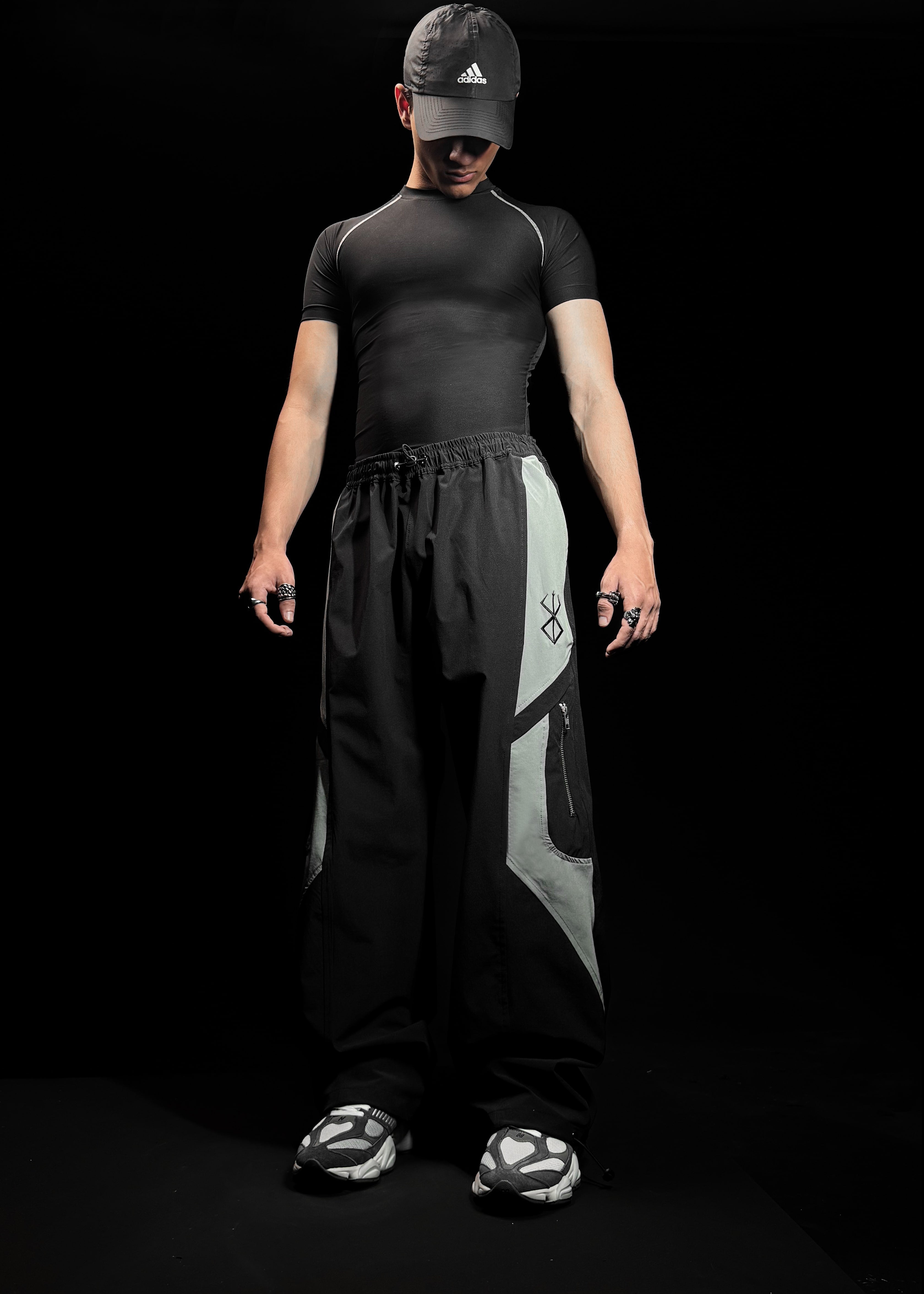 BERSERK / CALÇA