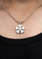 FIVE CLOVER / PINGENTE + CORRENTE