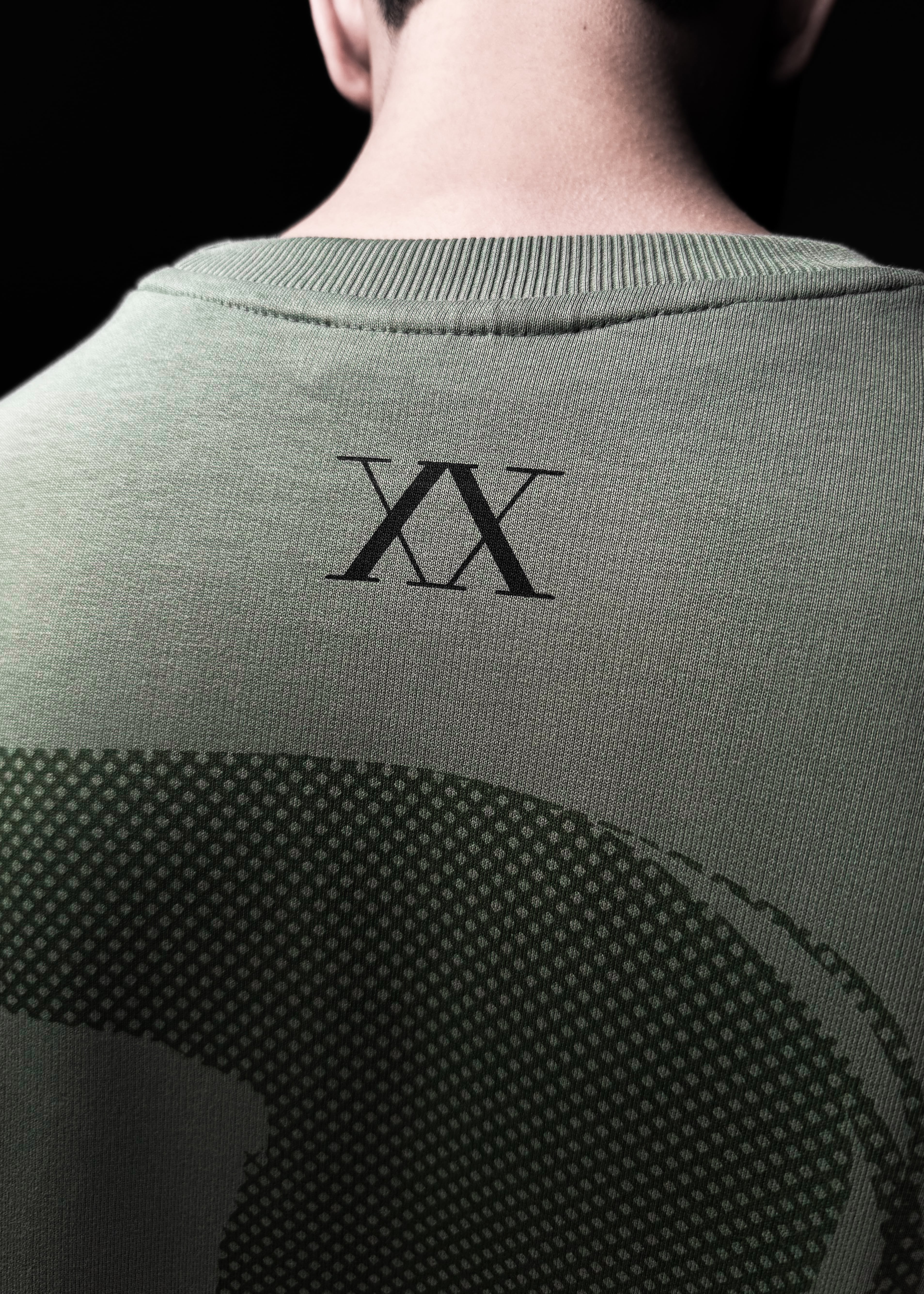 GON / OVERSIZED